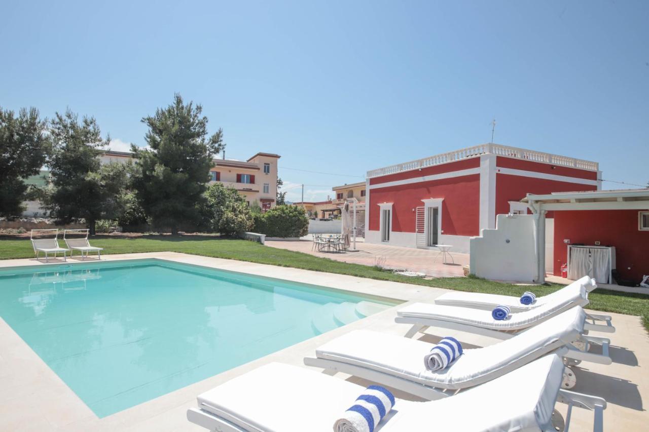Villa Dyria Exclusive Swimming Pool Monopoli Exterior photo